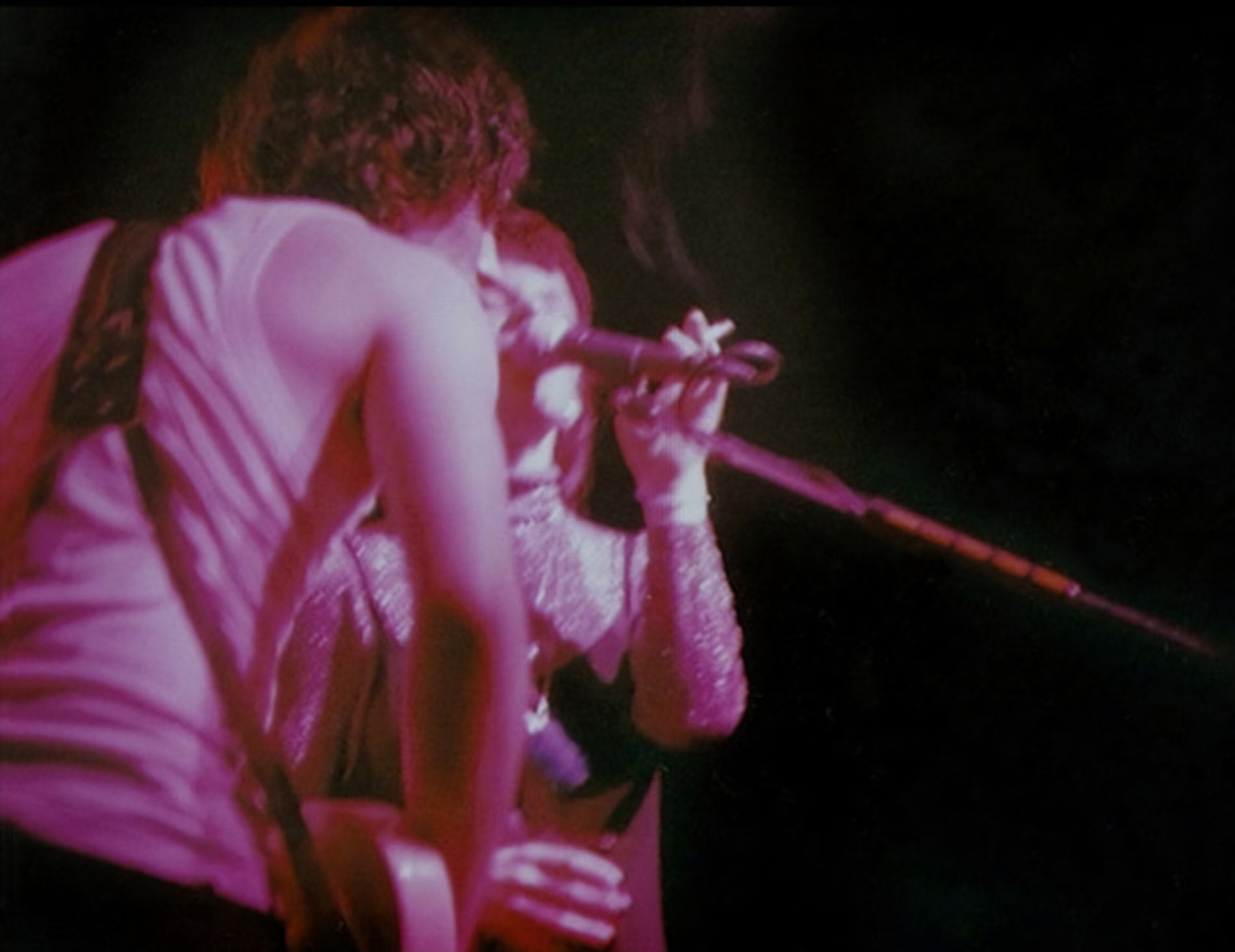 Jeff Buckley and Isabel from Drugstore on stage